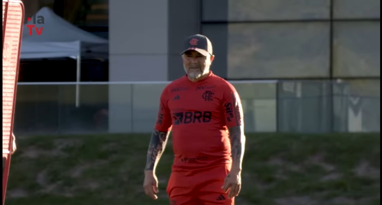 Sampaoli feliz com a evolução do Mengão. Foto: Flamengo /Youtube FlaTV